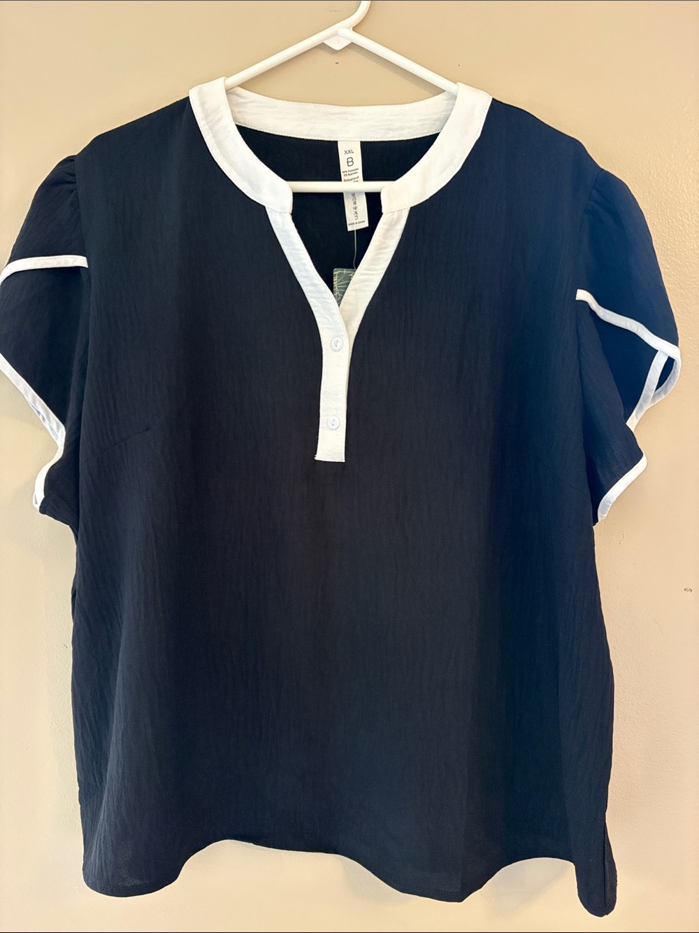 Blooming Jelly Black White Contrast Flutter Sleeve Blouse XXL NWT